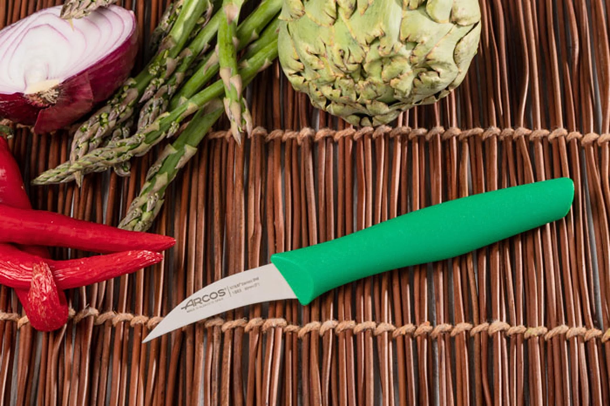 Arcos 2 Pieces Paring Knife Set. 2 Peeling Knives of Stainless Steel and Ergonomic Polypropylene Handle for Cutting Fruits, Vegetables and Tubers. Series Nova. Color Green - Image 6