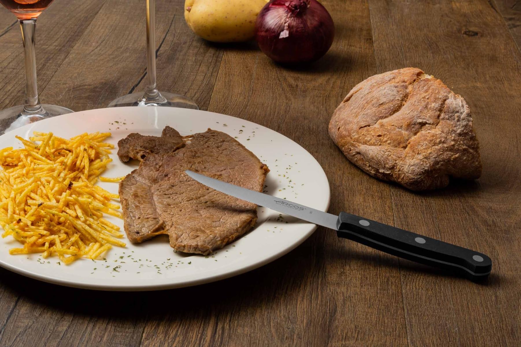 Arcos Table Knives - Steak Knife Table Knife - Blade Nitrum Stainless Steel 5" - Handle Polyoxymethylene (POM) - Knife for cutting meat easily, safely and comfortably - Universal Series - Black Color - Image 5