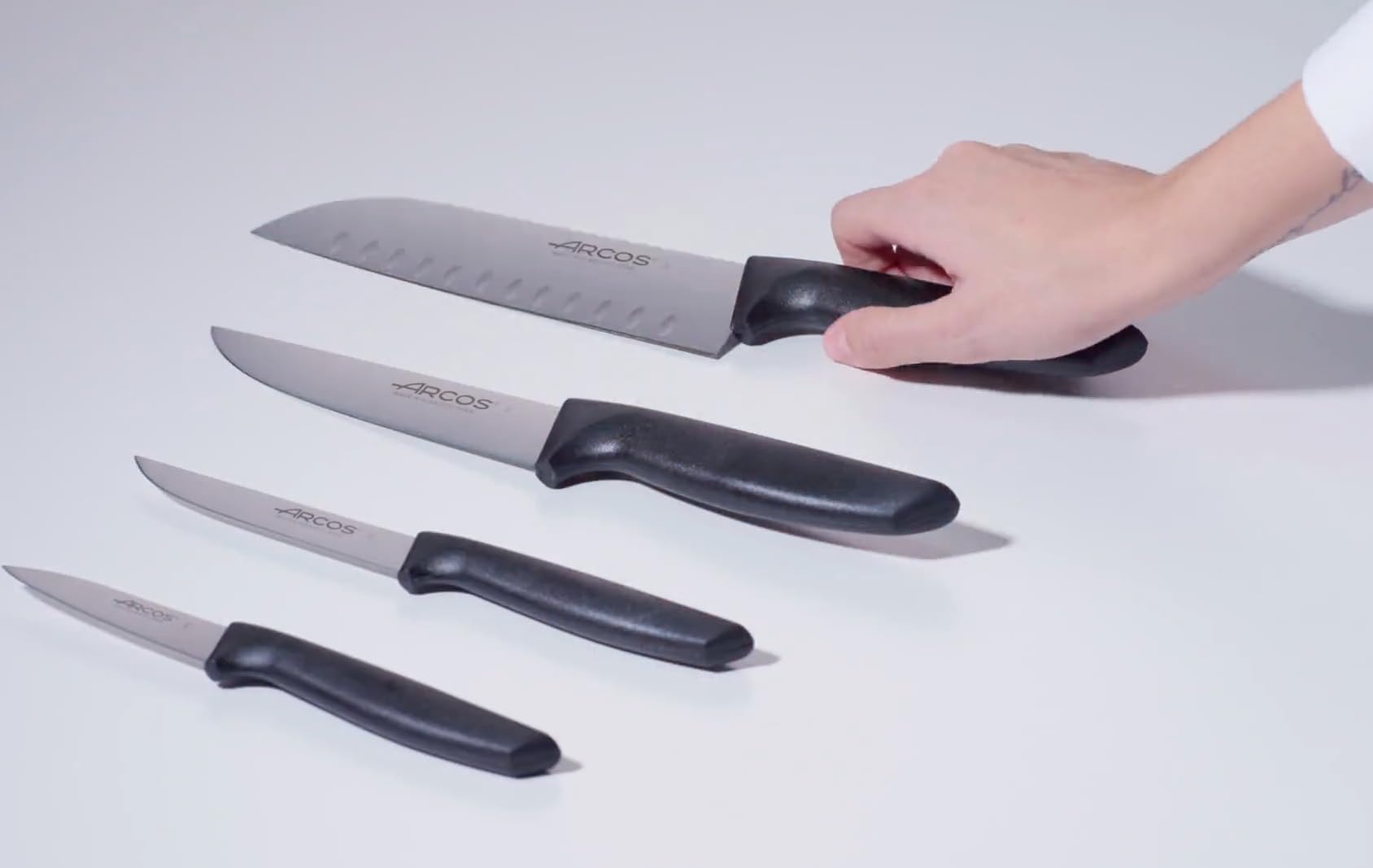 Arcos Vegatable Knife 4 Inch Stainless Steel. Professional Vegetable Knife for Peeling Fruits and Vegetables. Ergonomic Polyoxymethylene Handle and 110 mm Blade. Series Niza. Color Black - Image 7